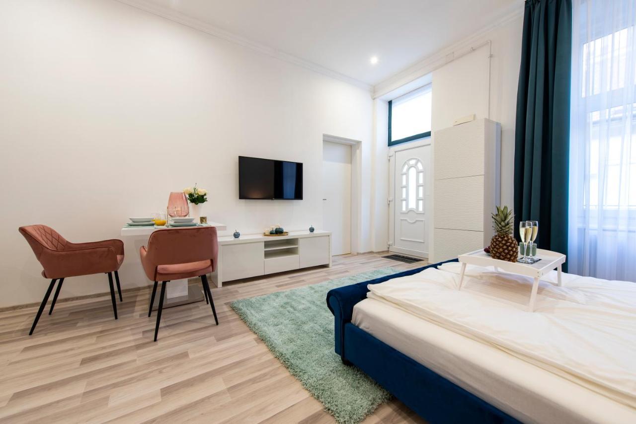 City Centre Deluxe Apartments Budapest Exterior foto
